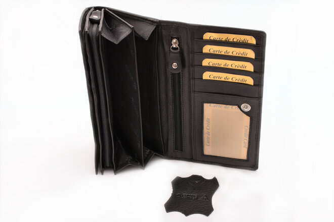 Dámská peněženka MERCUCIO černá 2511507